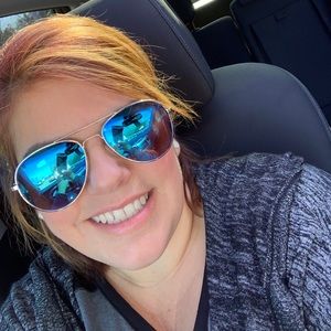 Meet your Posher, Melanie